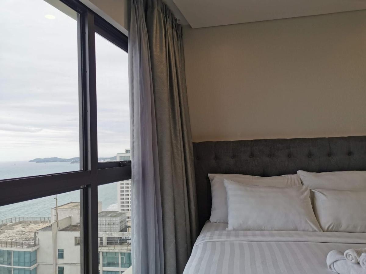 Gold Coast Luxury Apartment Nha Trang Extérieur photo